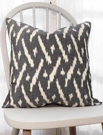 Driftwood Throw Pillow Cover - Passion Lilie