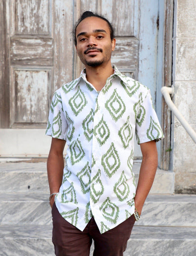 Palm Village Organic Cotton Men's Button Down Shirt - Passion Lilie