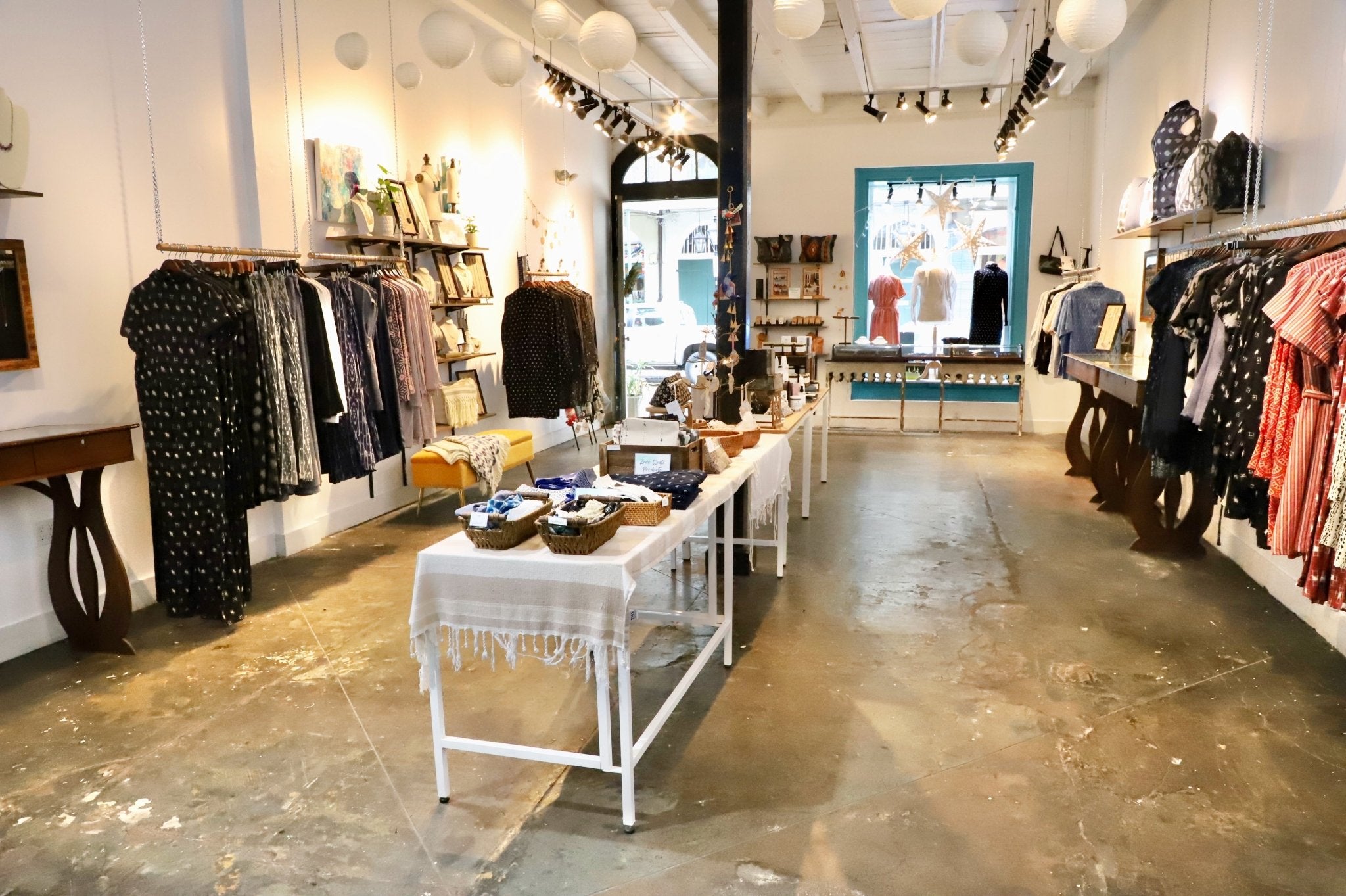 Passion Lilie’s new home has all your last-minute gifts! - Passion Lilie