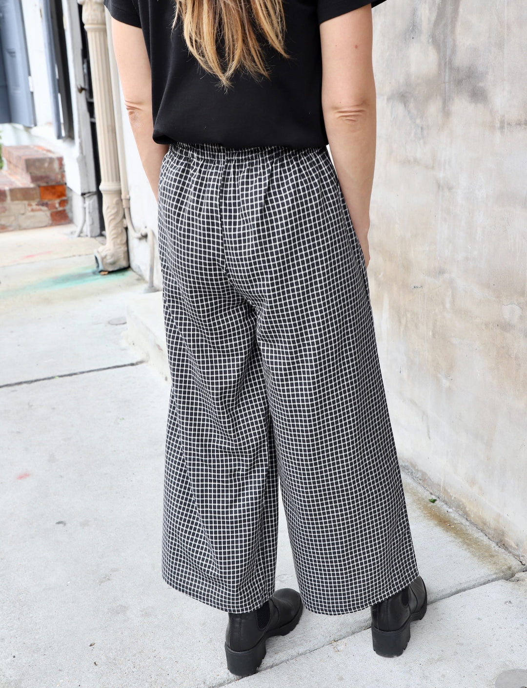 Black Gingham Organic Cotton Crop Pants - Passion Lilie
