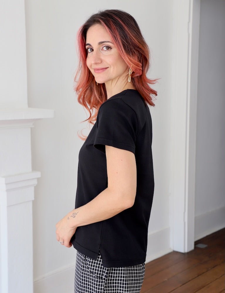 Black Organic Cotton T-Shirt - Passion Lilie