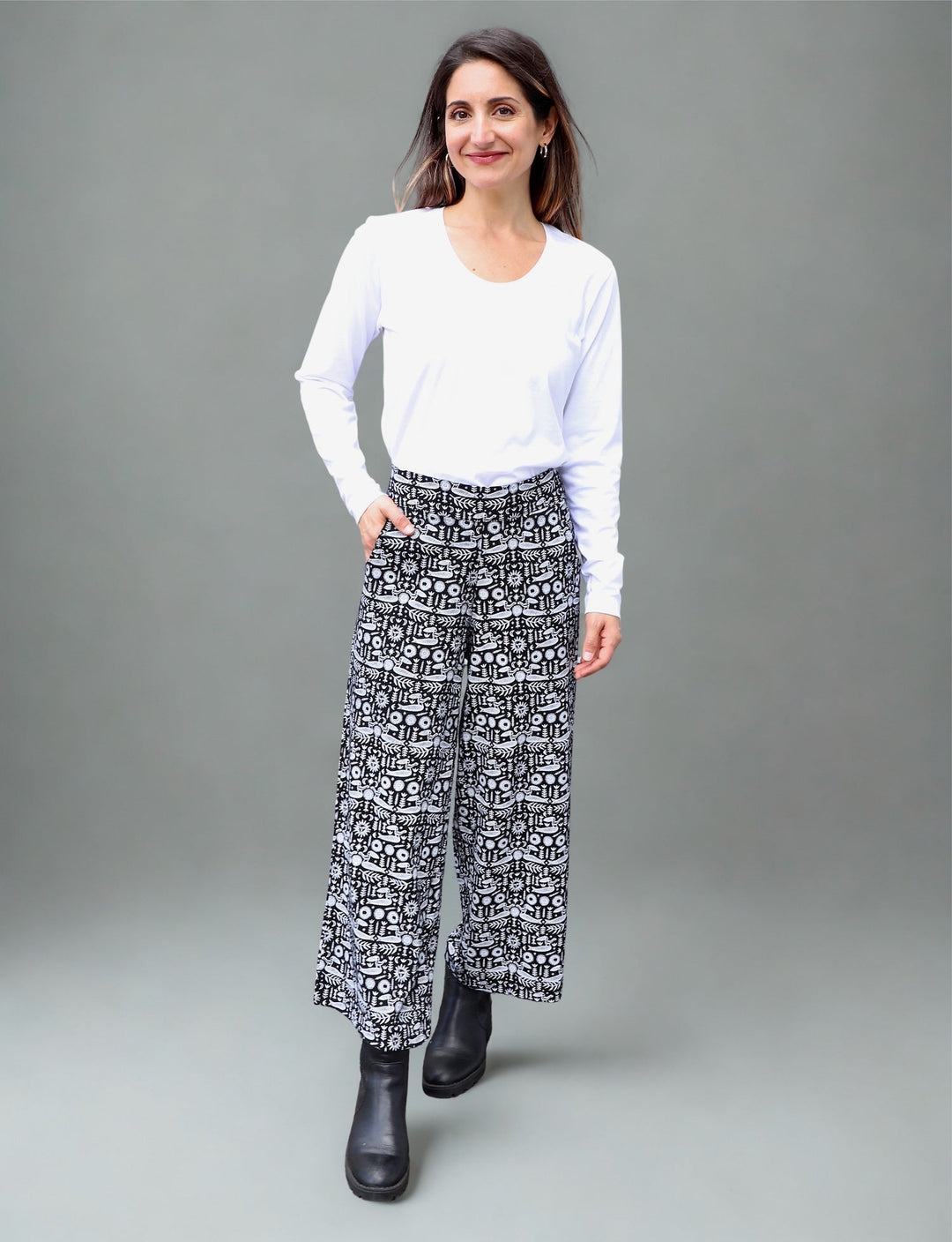 Folklore Organic Wide Leg Crop Pants - Passion Lilie - Fair Trade - Sustainable Fashion