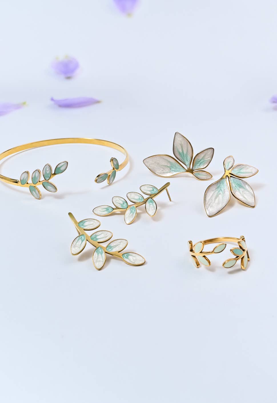 Hope Grows Bracelet in Mint - Passion Lilie
