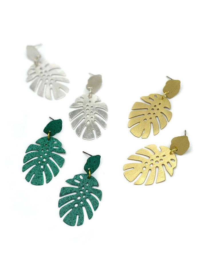 Monstera Studs - Passion Lilie