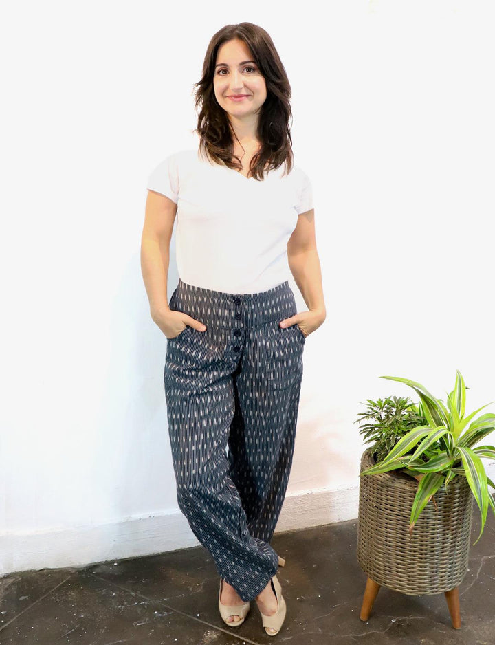 Black Iris Pants - Passion Lilie